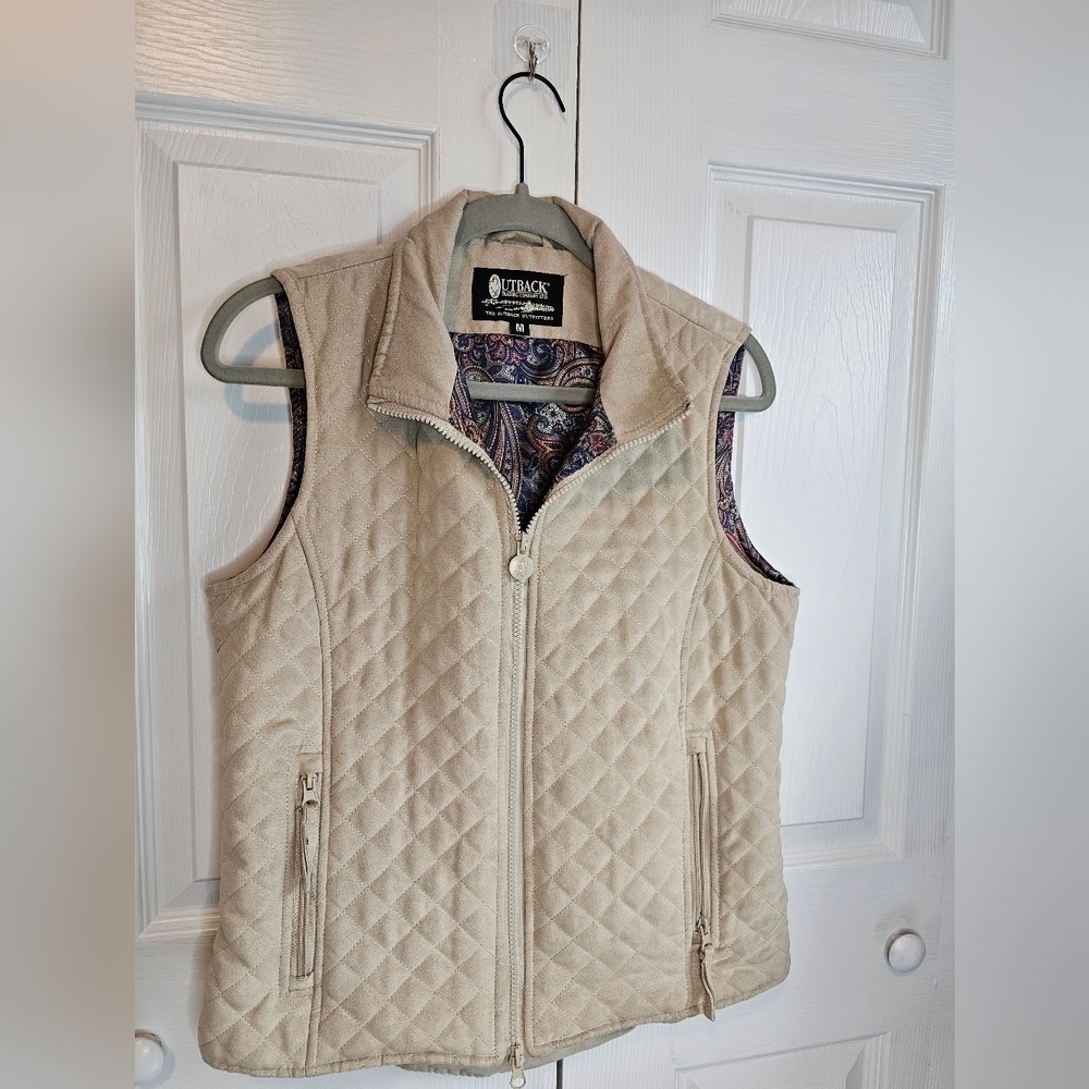 OUTBACK TRADING GRAND PRIX WOMENS VEST, SIZE M